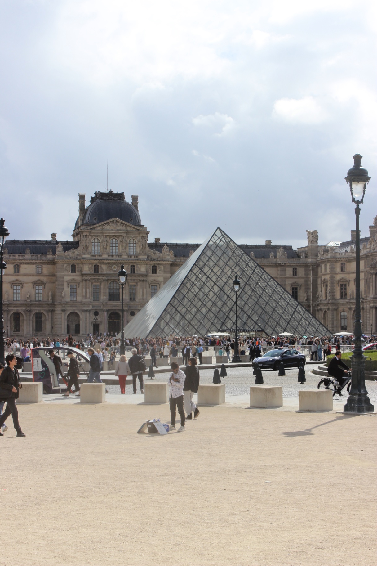 Centre de recherches & documentation des musées de France — Louvre, Paris 1er